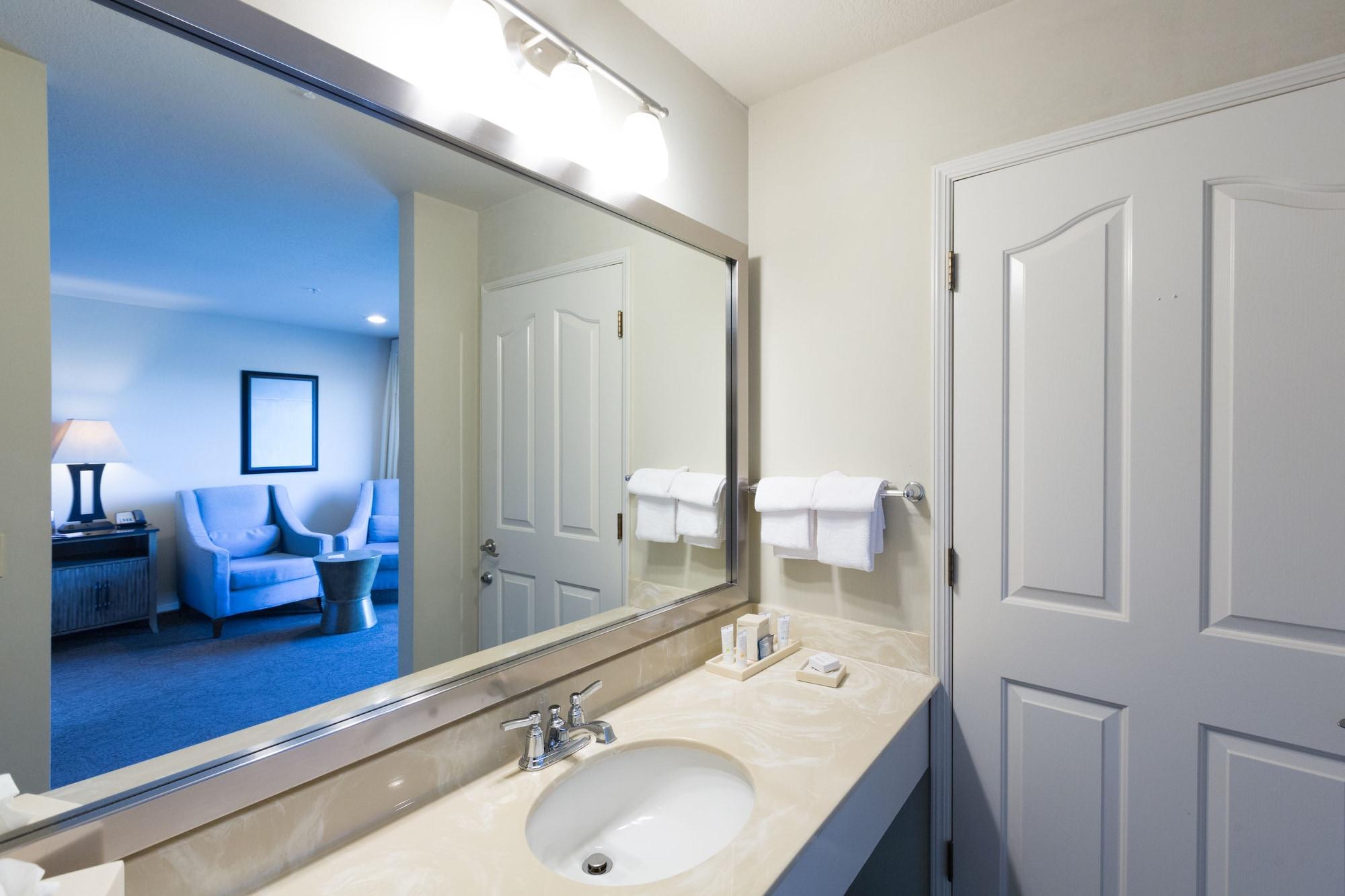 Cambria Landing Inn And Suites Exteriér fotografie