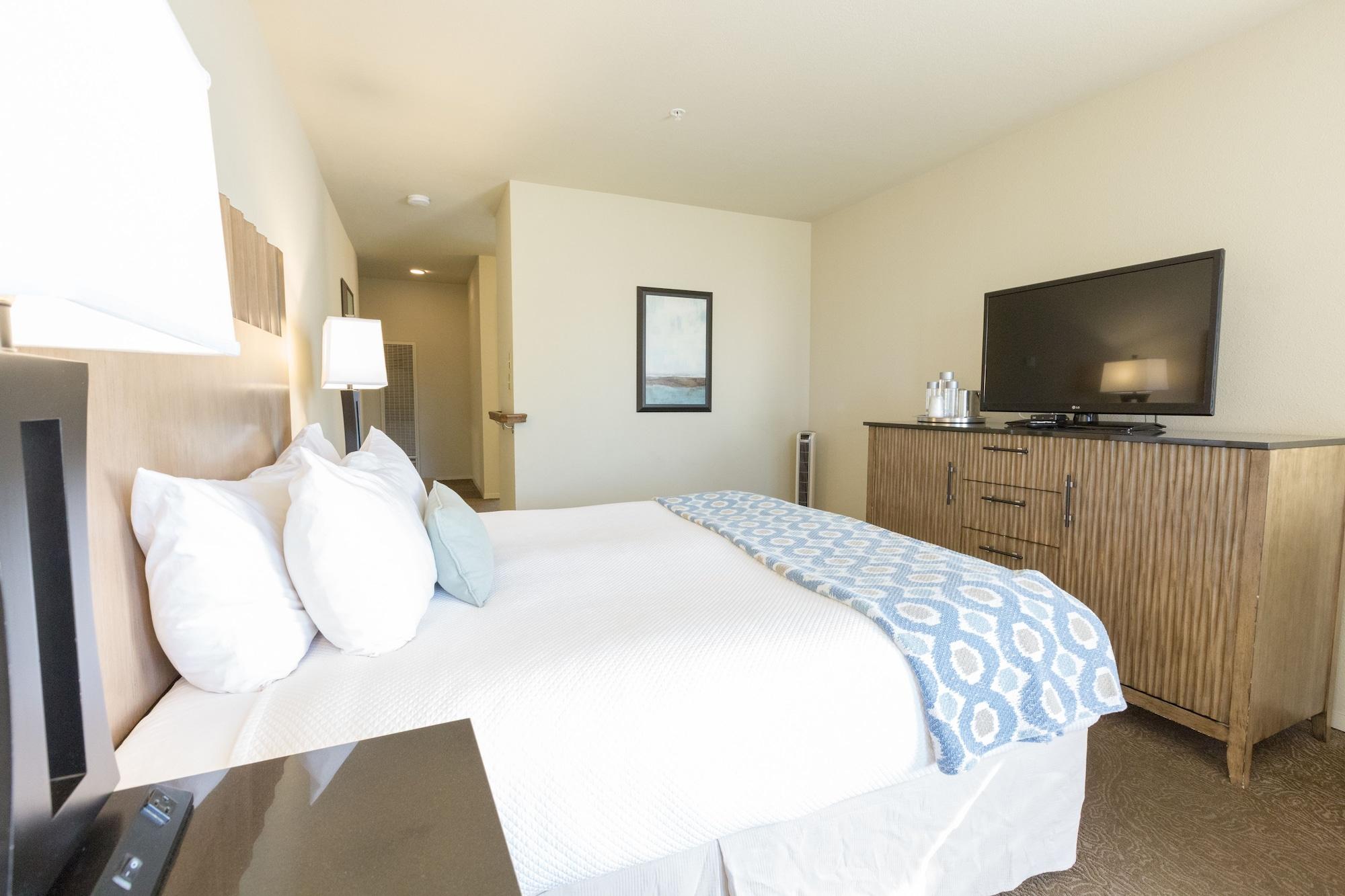 Cambria Landing Inn And Suites Exteriér fotografie