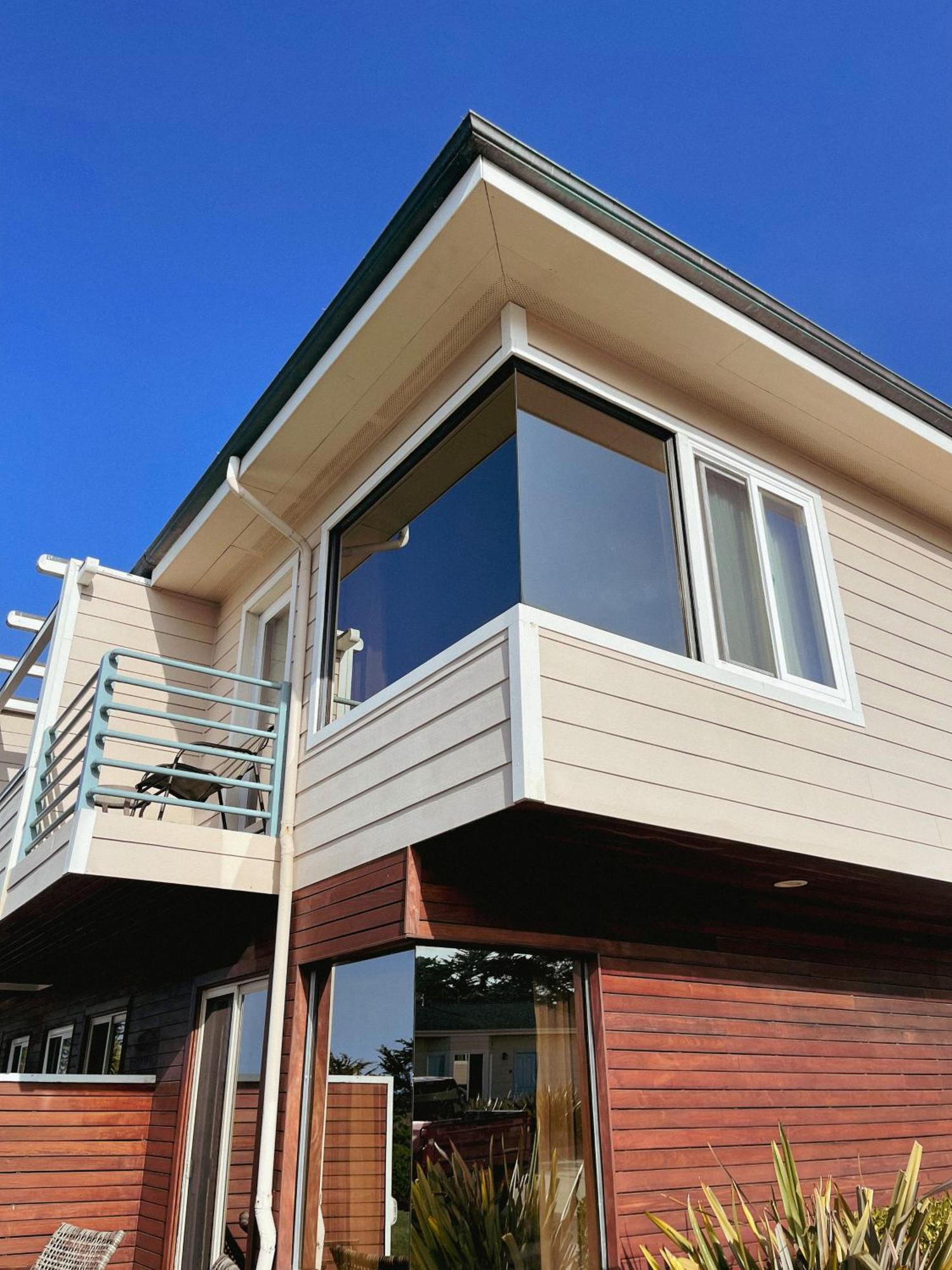 Cambria Landing Inn And Suites Exteriér fotografie