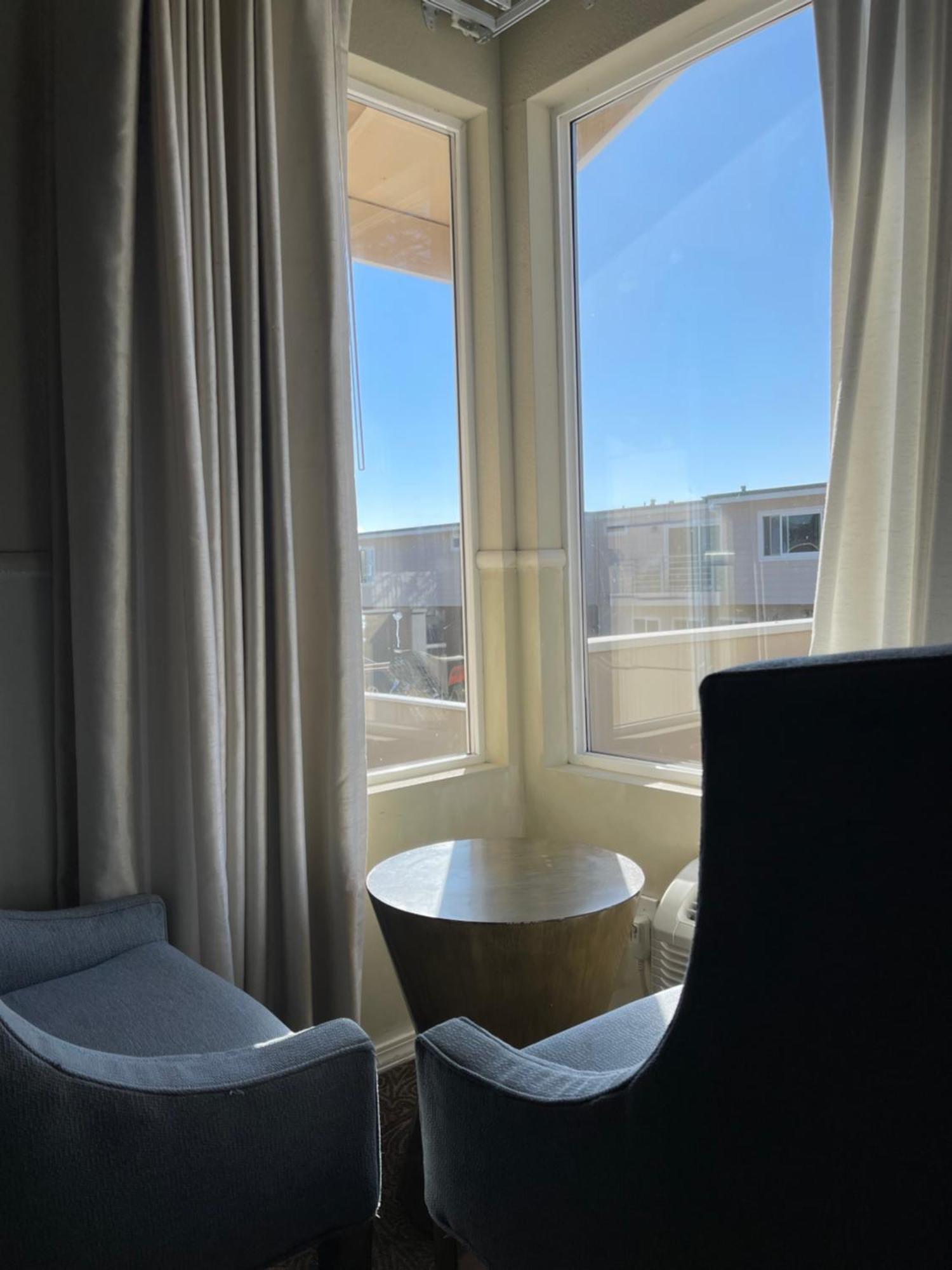 Cambria Landing Inn And Suites Exteriér fotografie