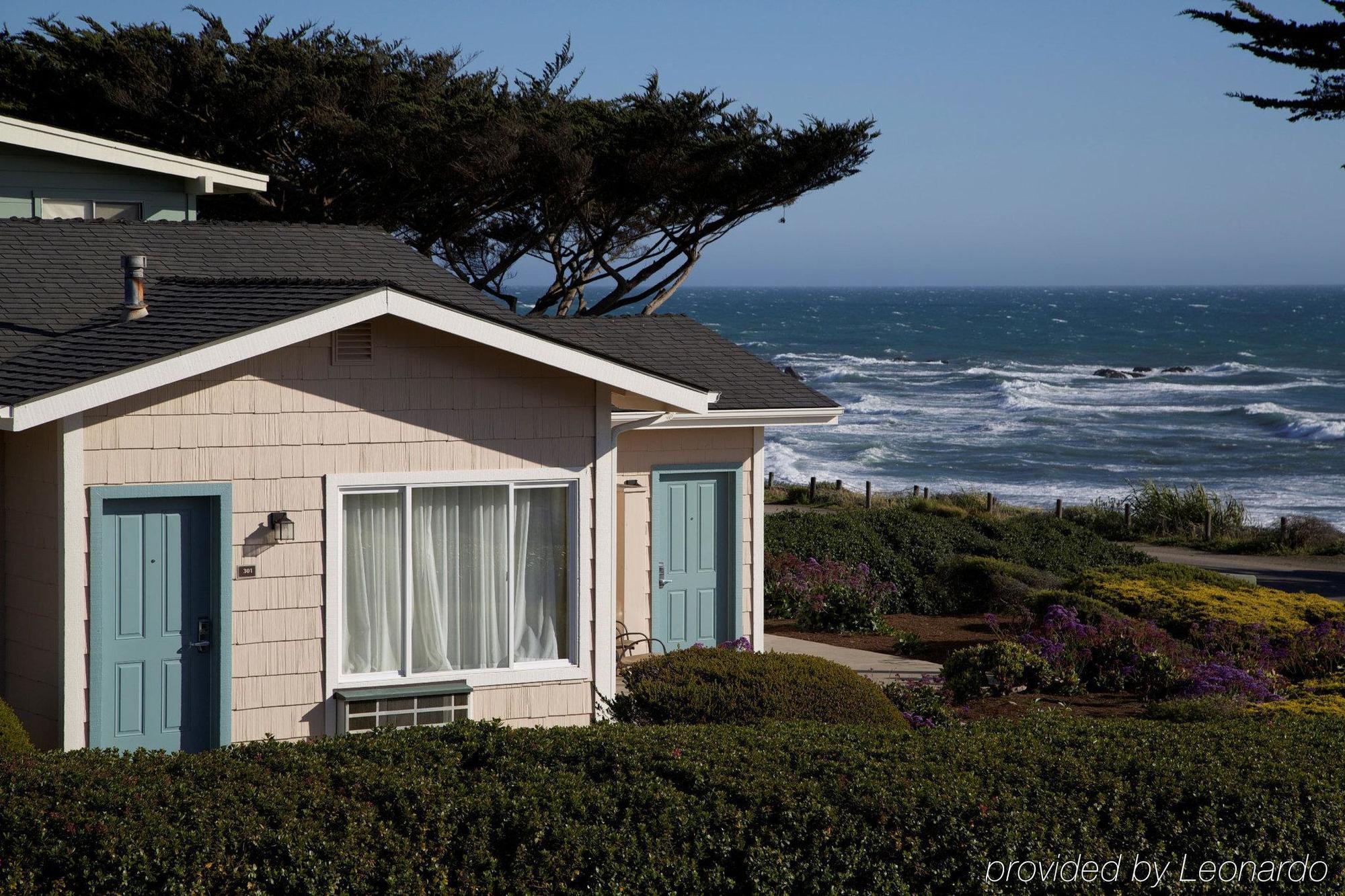 Cambria Landing Inn And Suites Exteriér fotografie